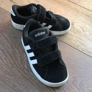 Black Adidas kids shoes- worn once